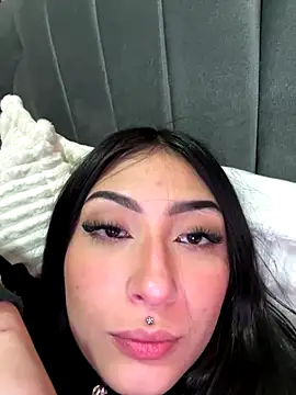 Lilith Thompson online show from 20, 10, 2025