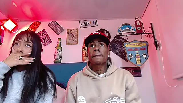 Snapshot of lili_roussi chatting on 26, 11, 2025 lili roussi online show from 26, 11, 2025