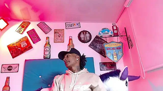 Snapshot of lili_roussi chatting on 4, 11, 2025 lili roussi online show from 4, 11, 2025