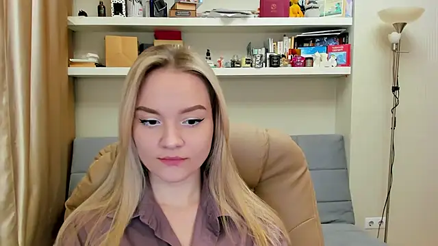 Kara Smith  online show from 11, 3, 2025