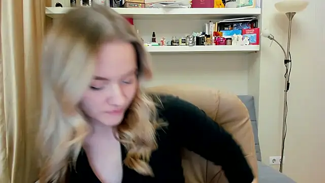 Kara Smith  online show from 17, 1, 2025