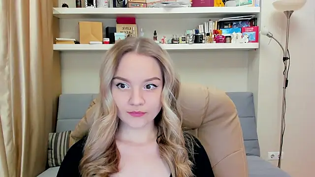 Kara Smith  online show from 12, 1, 2025