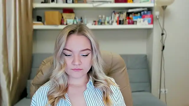 Kara Smith  online show from 9, 11, 2025