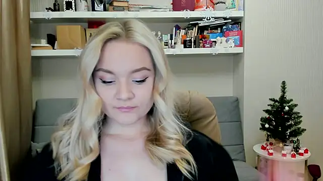 Kara Smith  online show from 18, 12, 2025