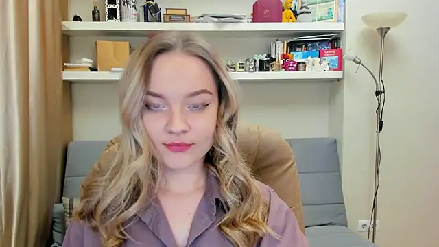 Kara Smith  online show from 30, 1, 2025