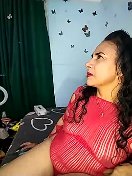 AlexaNovoa  online show from 16, 12, 2025