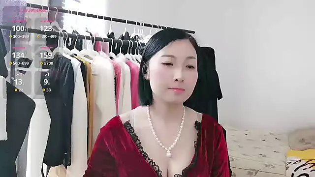 Rachel-6600 online show from 23, 12, 2025