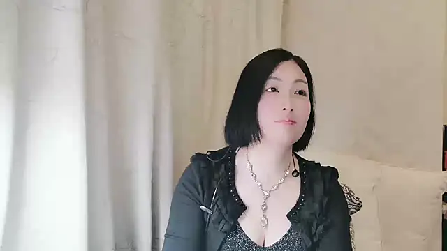 Rachel-6600 online show from 19, 4, 2026