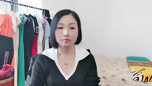 Rachel-6600 online show from 11, 11, 2025