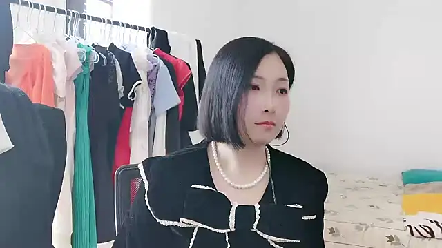 Rachel-6600 online show from 6, 11, 2025