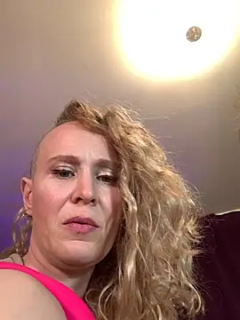 SusieandLacey online show from 11, 2, 2026