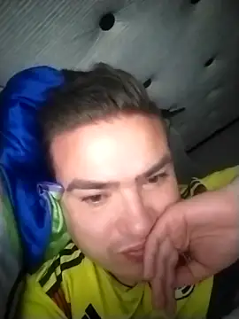 Snapshot of Andy-rtg chatting on 8, 10, 2025 Andy-rtg online show from 8, 10, 2025