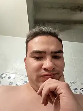 Snapshot of Andy-rtg chatting on 23, 12, 2025 Andy-rtg online show from 23, 12, 2025