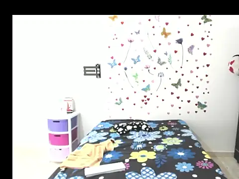 Snapshot of Olgahunder chatting on 12, 3, 2025 Olgahunder online show from 12, 3, 2025