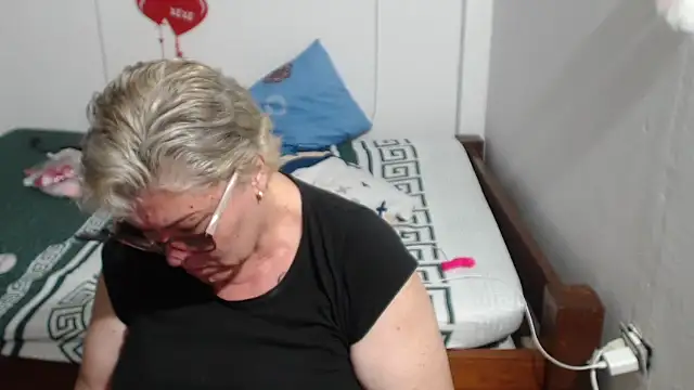 Snapshot of Olgahunder chatting on 23, 2, 2026 Olgahunder online show from 23, 2, 2026