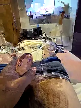 Hellovercat91 online show from 5, 4, 2026