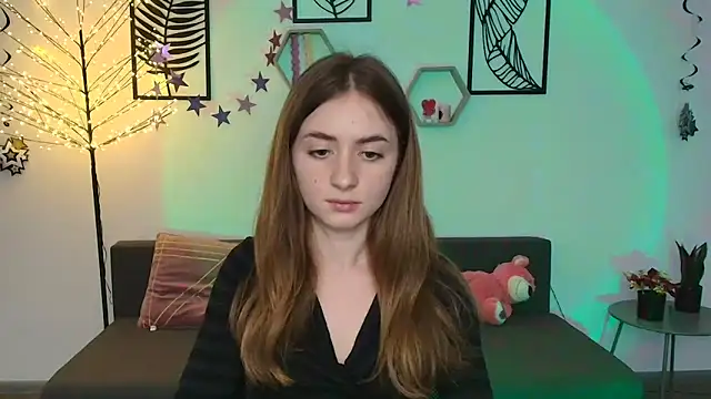 LilyHaart online show from 10, 3, 2025