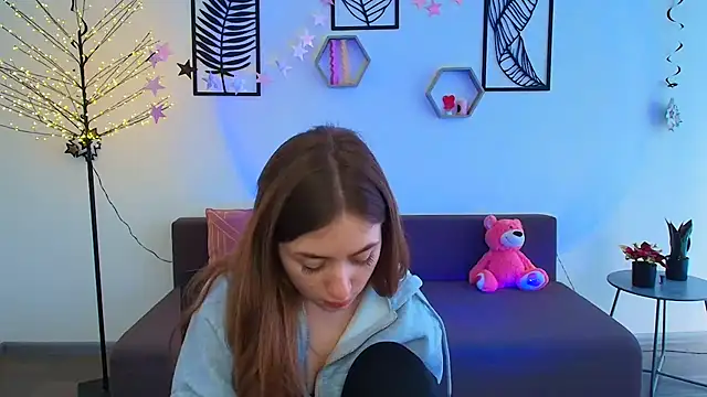 LilyHaart online show from 15, 3, 2025