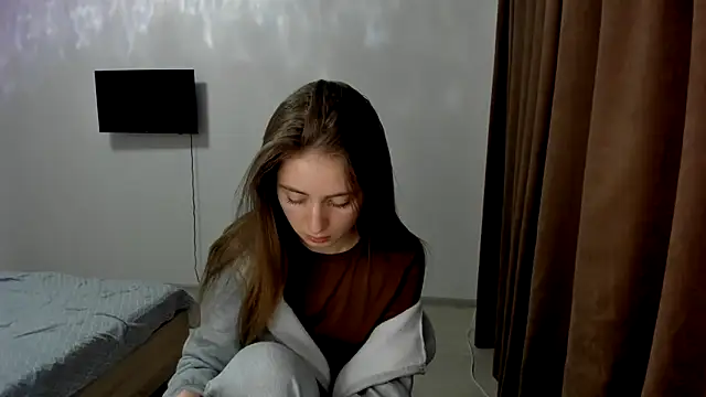 LilyHaart online show from 12, 11, 2025