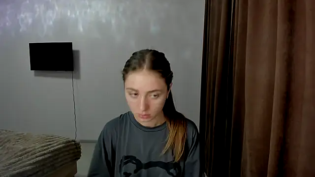 LilyHaart online show from 15, 10, 2025