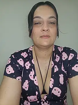 Snapshot of megan_milf79 chatting on 18, 7, 2026 megan milf79 online show from 18, 7, 2026