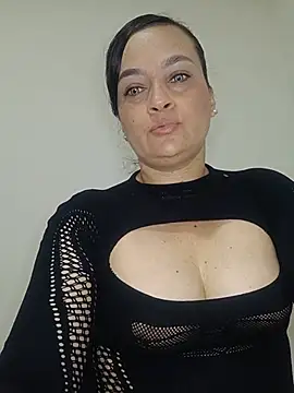 Snapshot of megan_milf79 chatting on 12, 7, 2026 megan milf79 online show from 12, 7, 2026