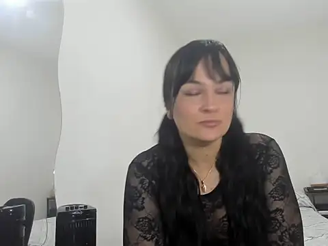 megan milf79 online show from 19, 10, 2025