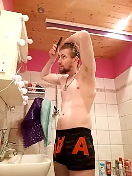 Snapshot of ThePython666 chatting on 23, 9, 2025 ThePython666 online show from 23, 9, 2025