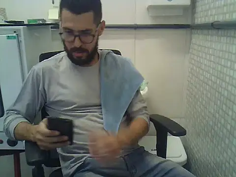 pdasgyn online show from 15, 4, 2026