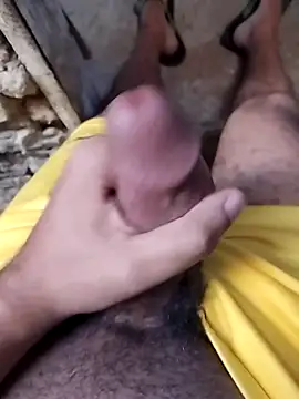 Snapshot of Fr1925 chatting on 13, 11, 2025 Fr1925 online show from 13, 11, 2025