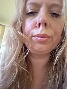 Snapshot of Irina3718 chatting on 17, 6, 2026 Irina3718 online show from 17, 6, 2026