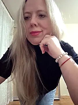 Irina3718 online show from 4, 12, 2025