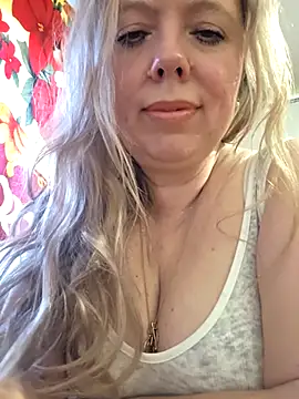 Irina3718 online show from 28, 4, 2026