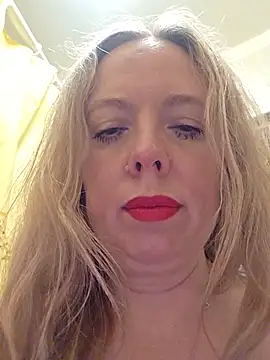 Snapshot of Irina3718 chatting on 15, 6, 2026 Irina3718 online show from 15, 6, 2026