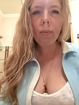 Irina3718 online show from 13, 5, 2026