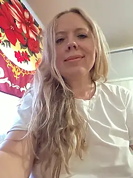 Snapshot of Irina3718 chatting on 10, 7, 2026 Irina3718 online show from 10, 7, 2026