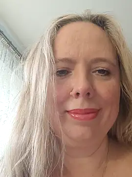 Irina3718 online show from 17, 11, 2025