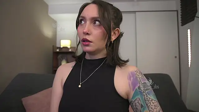 Snapshot of Te_para_2 chatting on 8, 11, 2025 Te para 2 online show from 8, 11, 2025