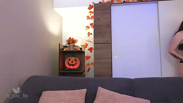 Snapshot of Te_para_2 chatting on 25, 10, 2025 Te para 2 online show from 25, 10, 2025