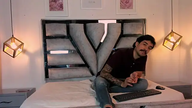 valery and Dani  online show from 13, 3, 2025