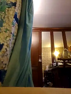 AntonyXsmile online show from 21, 4, 2026