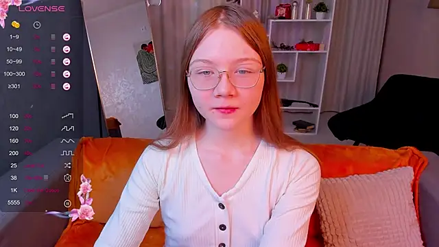 Snapshot of luv_tessa chatting on 7, 1, 2026 luv tessa online show from 7, 1, 2026