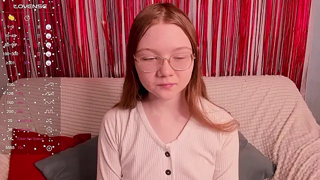 Snapshot of luv_tessa chatting on 14, 2, 2026 luv tessa online show from 14, 2, 2026