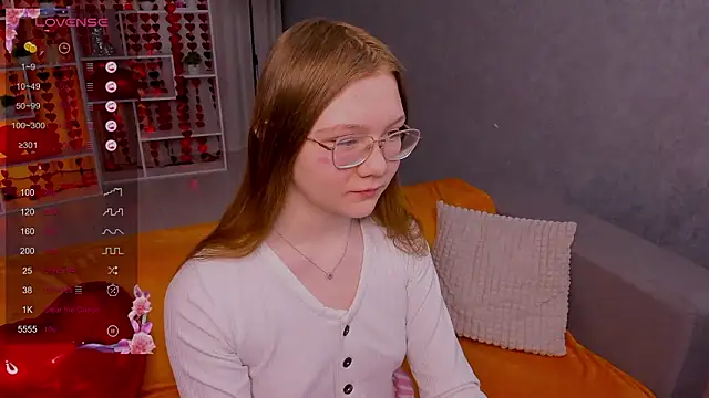 Snapshot of luv_tessa chatting on 18, 2, 2026 luv tessa online show from 18, 2, 2026