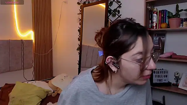 Soy mangx online show from 20, 4, 2026