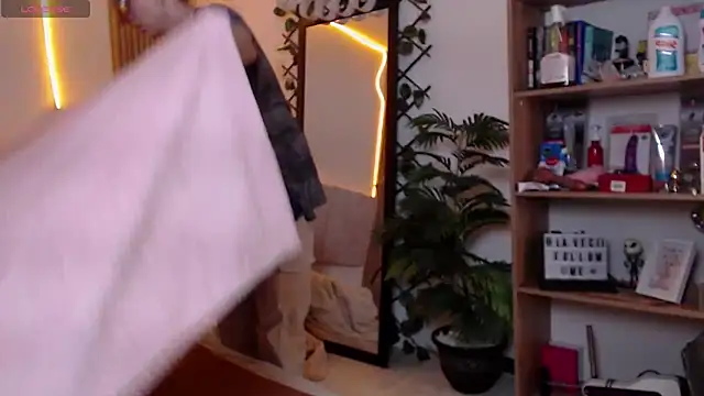 Soy mangx online show from 13, 4, 2026