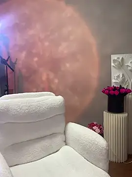 Baby-youyou online show from 18, 3, 2025