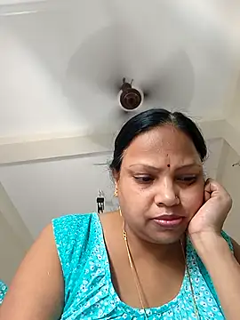 Snapshot of Arohi35 chatting on 11, 9, 2025 Arohi35 online show from 11, 9, 2025