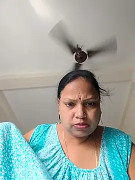 Snapshot of Arohi35 chatting on 17, 9, 2025 Arohi35 online show from 17, 9, 2025