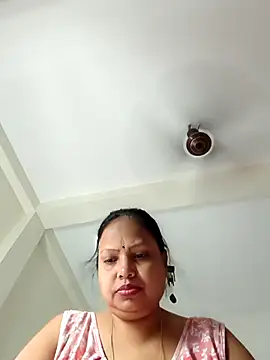 Snapshot of Arohi35 chatting on 14, 9, 2025 Arohi35 online show from 14, 9, 2025